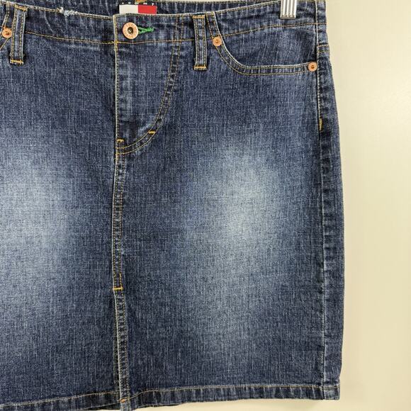 Y2K Tommy Jeans Vintage Denim Mini Skirt Size 13 Medium Wash Embroidered Pockets - Picture 3 of 10